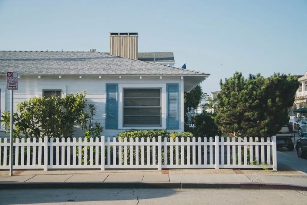 Photo House hunting